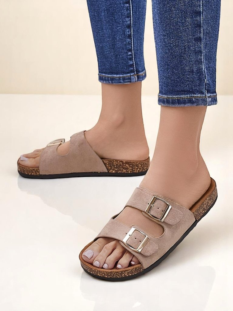 Sandales pour femmes Royalfashion avec boucles Foumy