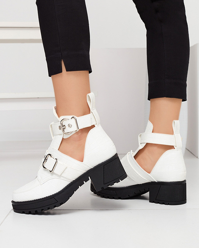 Bottes pour femmes laquées blanches avec découpe et gaufrage Malevib- Footwear