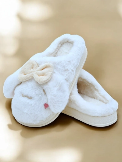 Pantoufles en fourrure pour femmes Royalfashion avec un nœud Savos