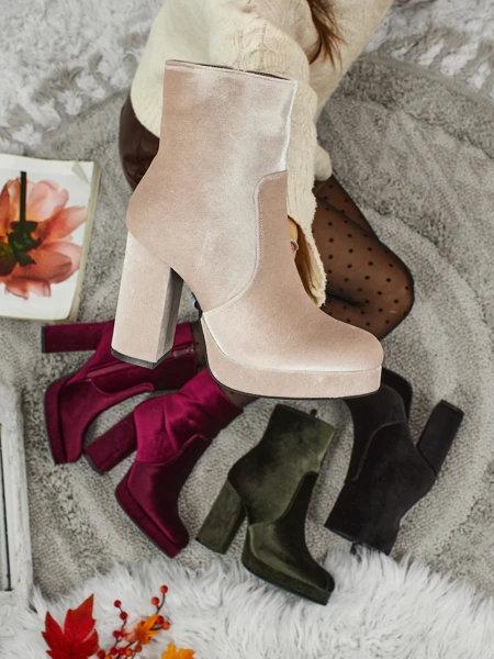 Bottines pour femmes à talons épais imitation velours Miss