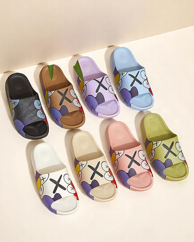 Pantoufles noires pour femmes par Elmino - Chaussures