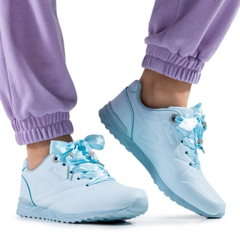 OUTLET Chaussures de sport pour femmes bleues à nouer avec un ruban Minorina - Footwear
