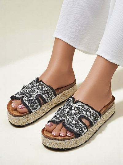 Royalfashion Chaussons pour femmes avec décorations Candy Candy