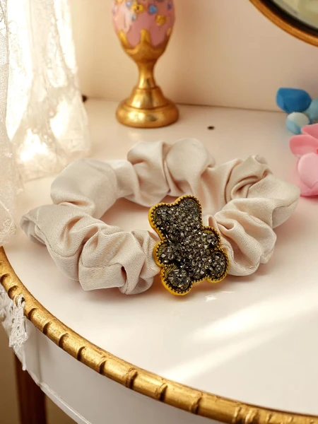 Royalfashion Chouchou avec ourson décoratif en satin Teddy