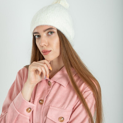 Bonnet en fourrure pour femme avec un pompon en blanc - Casquettes