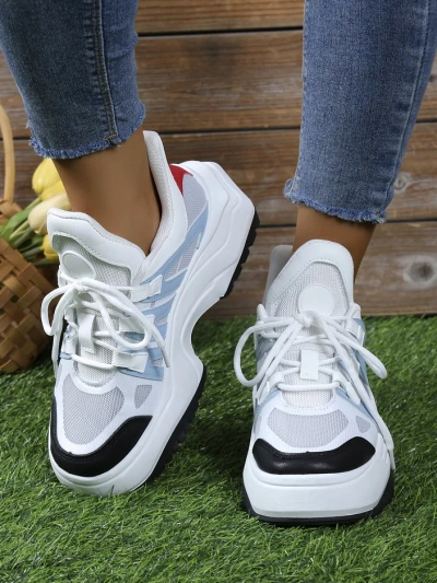 Chaussures de sport pour femmes Royalfashion sur une semelle épaisse Loness