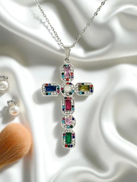 Collier croix Aurelia avec cristaux colorés argenté