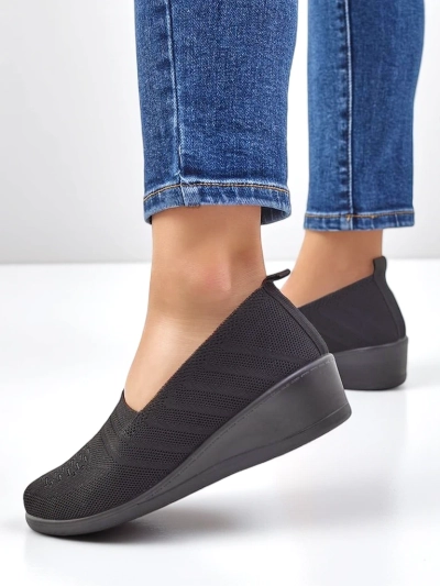 Royalfashion Mocassins femmes sur un petit talon Epoles