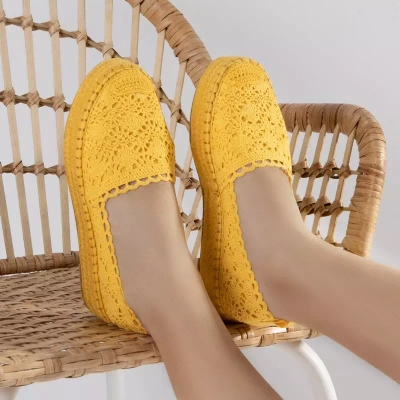 OUTLET Espadrilles femme jaunes ajourées sur la plateforme Abra - Chaussures