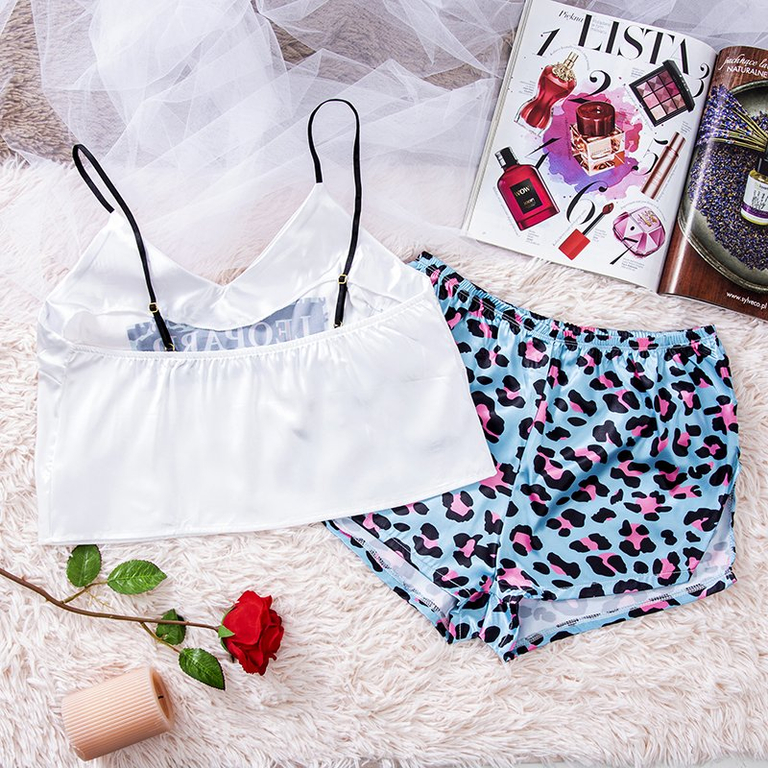 Pyjama femme bleu à imprimé léopard - Vêtements