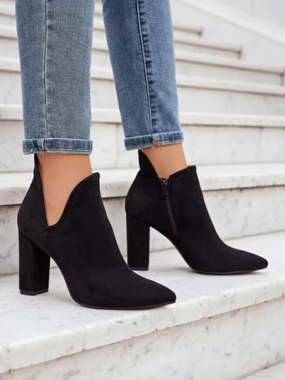 Bottes noires avec coupe d'Alania - Footwear