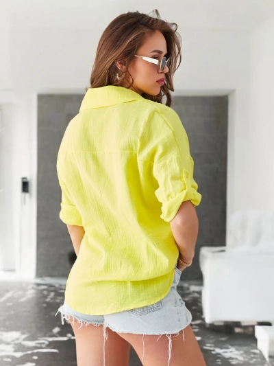 Chemise en coton pour femmes Royalfashion avec embossage et décolleté en V avec des manches 3/4