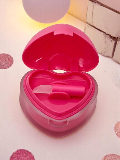 Rouge à lèvres et blush 2-en-1 dans un pot en forme de cœur Magenta
