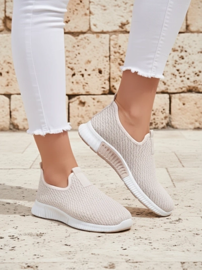 Baskets beiges pour femmes Eulalia Slip-On talon plat tissu été printemps