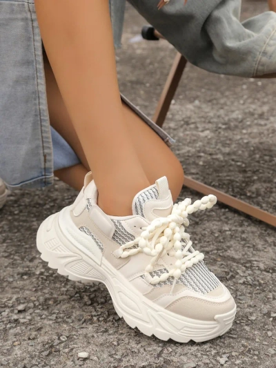 Chaussures de sport pour femmes Royalfashion sur une semelle épaisse Loness