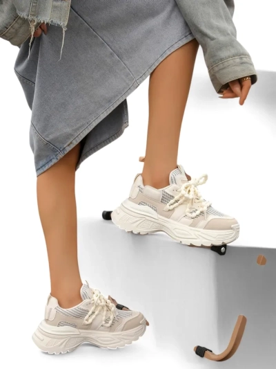 Chaussures de sport pour femmes Royalfashion sur une semelle épaisse Loness