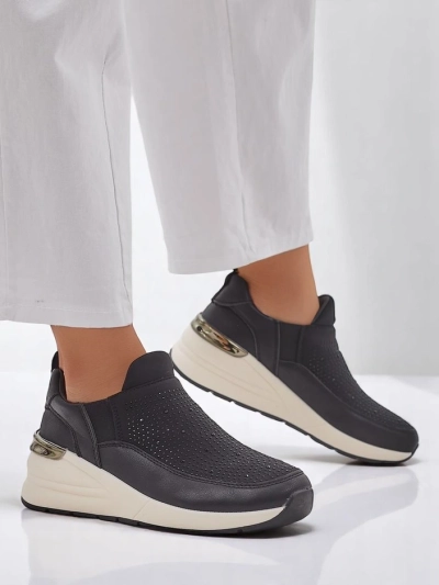 Chaussures de sport pour femmes slip-on Royalfashion avec strass Elera