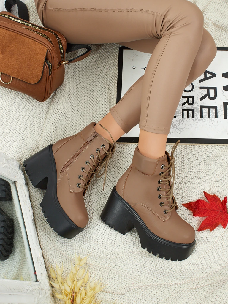 Bottines femme en éco-daim à talon bloc et plateforme Tavlissa