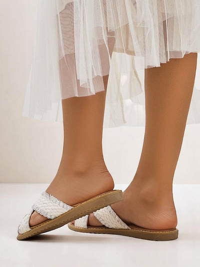 Sandales pour femmes Royalfashion avec des brides tissées Bornes
