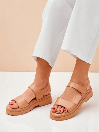 Sandales Royalfashion pour femmes avec une épaisse semelle Otvanna