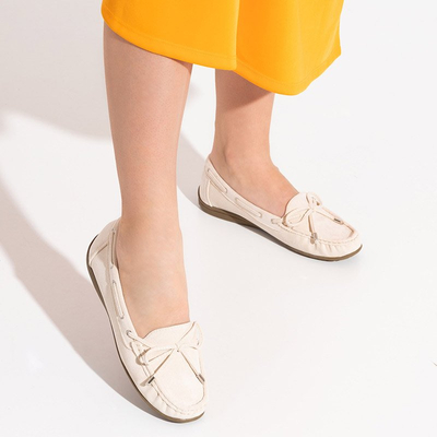Mocassins femme en éco-suède avec nœud de couleur crème Inda - Chaussures