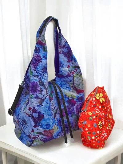 Royalfashion Grand sac en tissu à motifs floraux avec une trousse cosmétique et fermeture magnétique