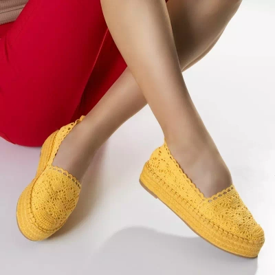 OUTLET Espadrilles femme jaunes ajourées sur la plateforme Abra - Chaussures