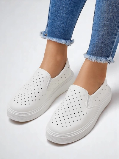 Chaussures à enfiler perforées pour femmes Royalfashion Emayla