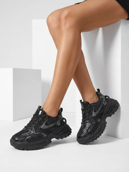 Royalfashion Baskets Vernies pour Femmes Leysi