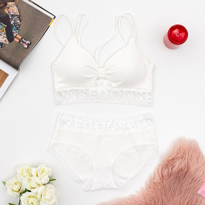 Ensemble de lingerie blanche pour femme avec dentelle - Sous-vêtements