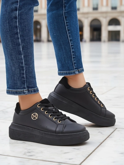 Sneakers pour femmes Erato Nero sur plateforme en cuir écologique 5cm