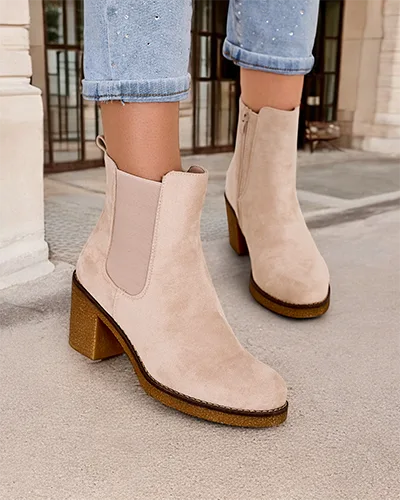 Royalfashion Bottes pour femme en éco-daim sur le poteau Bregianka