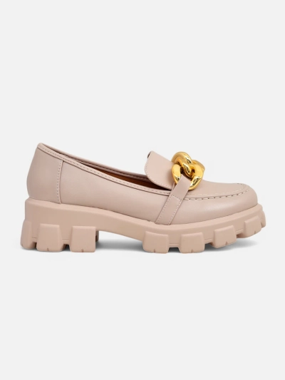 Loafers pour femmes beiges Callista avec chaîne, talon plat, cuir écologique