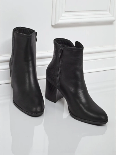Les bottines pour femmes de Royalfashion sur un poteau Abinom