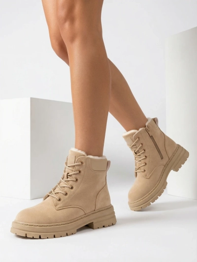 Royalfashion Bottes de trappeur isolées pour femmes marron clair Radoras