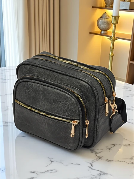 Petit sac à main pour femme en cuir écologique Hidden Thorn