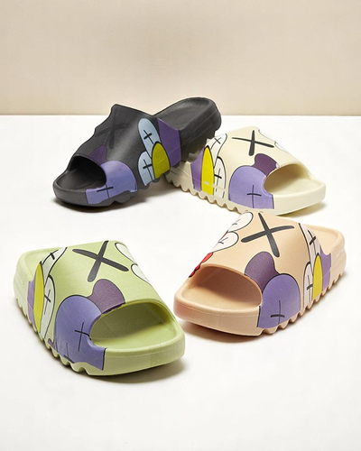 Pantoufles pour femmes en caoutchouc crème avec imprimé Pfizz - Footwear