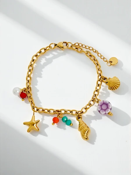 Collier Solaria Lunae Aurelia – avec des breloques soleil et lune