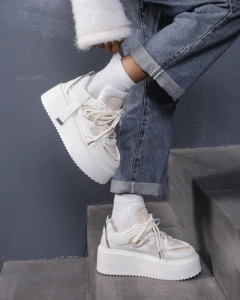 Beige clair