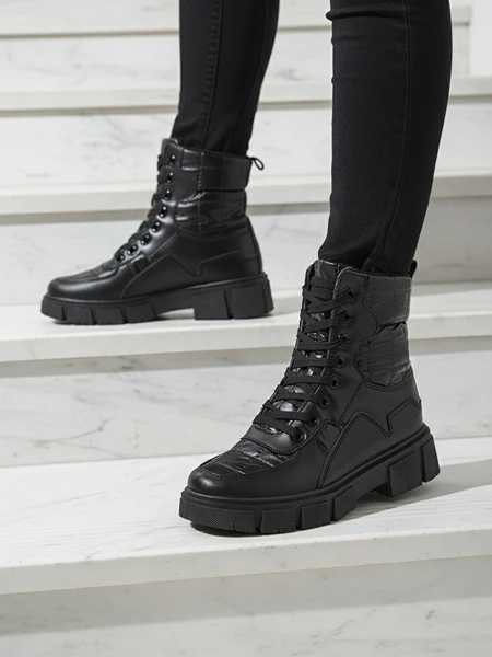Lorenzo Classic Chaussures pour Femmes Noires