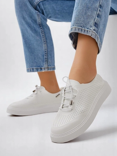 Royalfashion Chaussures de sport lacées perforées pour femmes Vaned