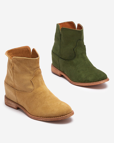 Bottes de cowboy sur un coin intérieur en chameau Bluestone - Chaussures 1