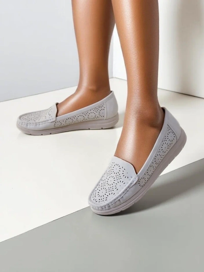 Mocassins perforés Royalfashion pour femmes Besset