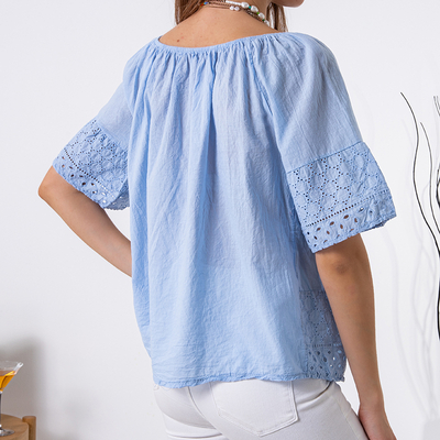 Blouse femme bleue avec broderie ajourée - Vêtements