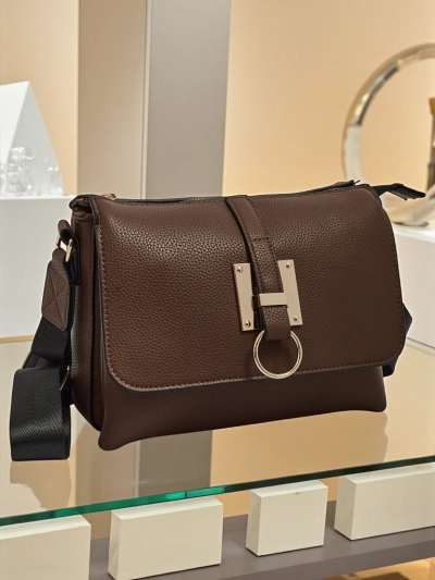 Sac à Main Venezia Élégant en Cuir Écologique de Couleur Marron Foncé