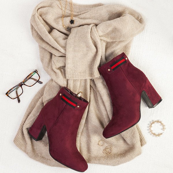 Bordowe botki na słupku Hilevier - Obuwie