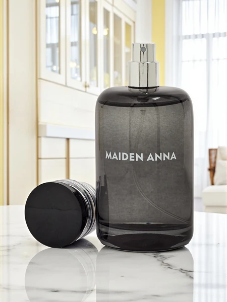 Maiden Anna - Parfum Charmant Aux Accords de Bois d'Agar