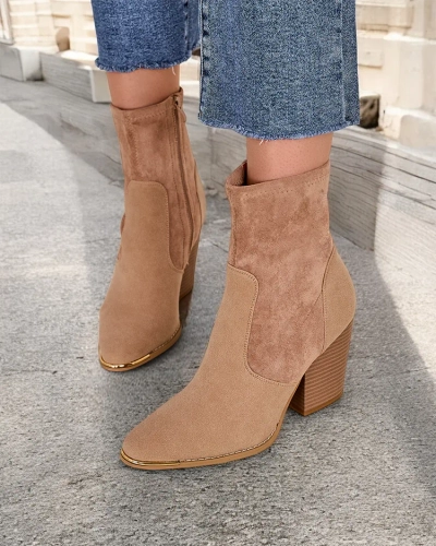 Bottines écologiques en suédine pour femmes de Royalfashion sur un poteau Gris