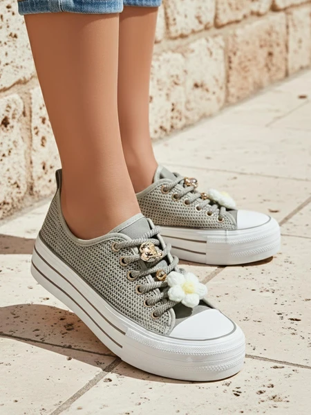 Baskets perforées Royalfashion pour femmes avec décorations Osdo