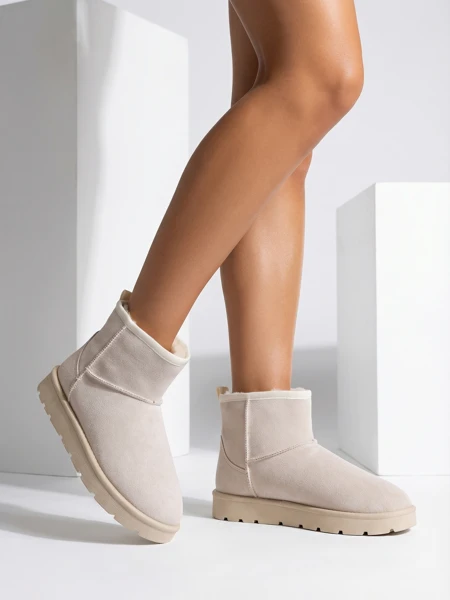 Royalfashion Bottes courtes comme des bottes de neige pour femmes Belli